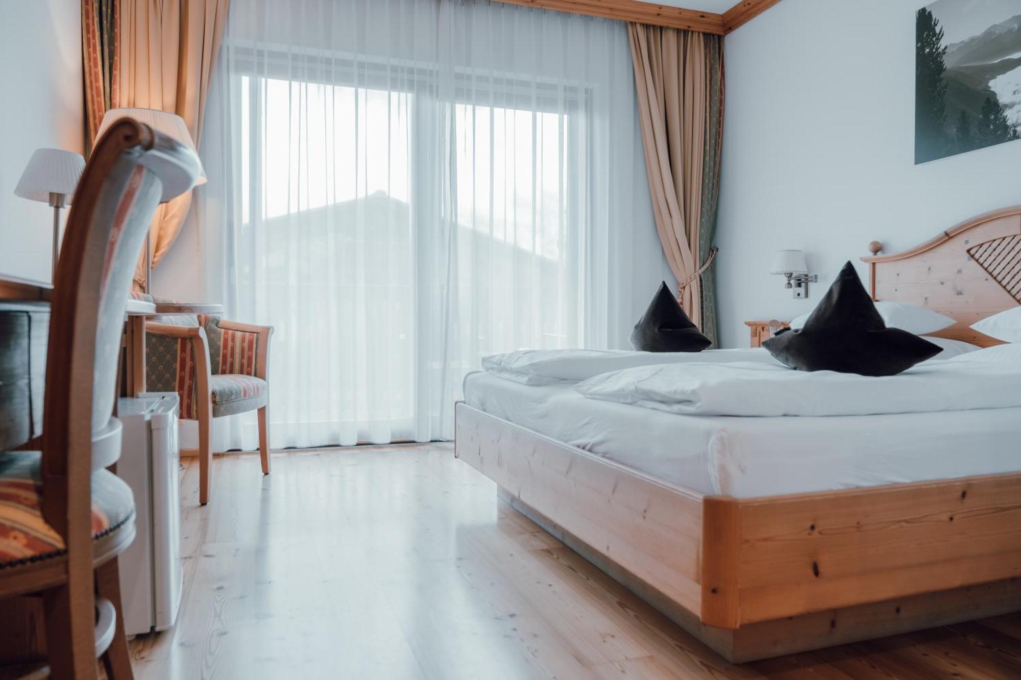 Residence Hotel Alpinum Campo Tures Dış mekan fotoğraf